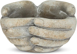 small couping hands planter - 5.5"w