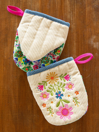 embroidered mini oven mitts, set of 2
