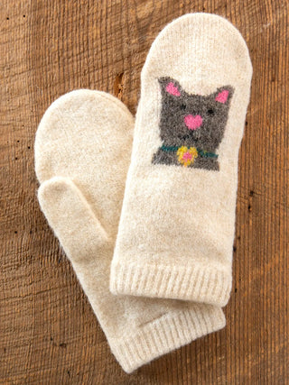 intarsia mittens- cream cat