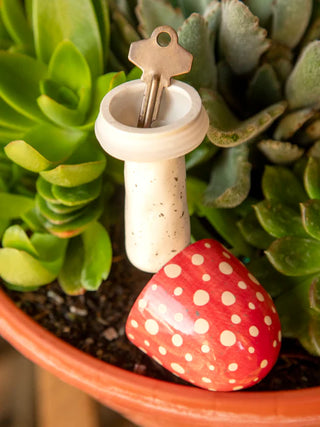 hide-a-key mushroom stake