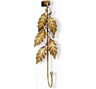 holly leaf wreath hanger