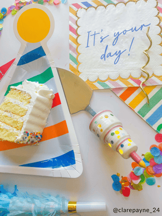 musical light-up cake server