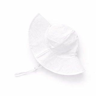 white sunhat upf 50+ w/adjustable breakaway strap